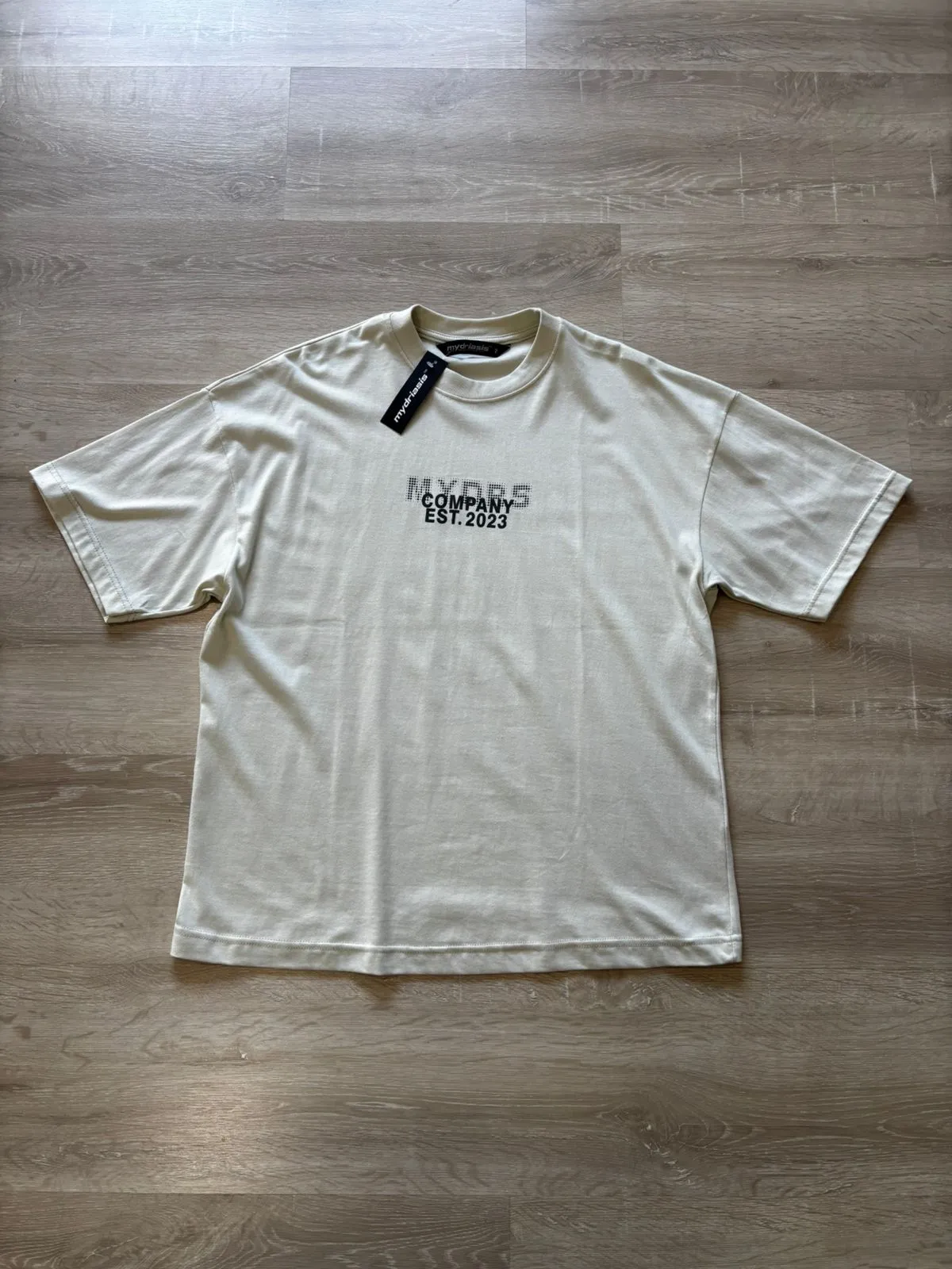 Remera Mydriasis