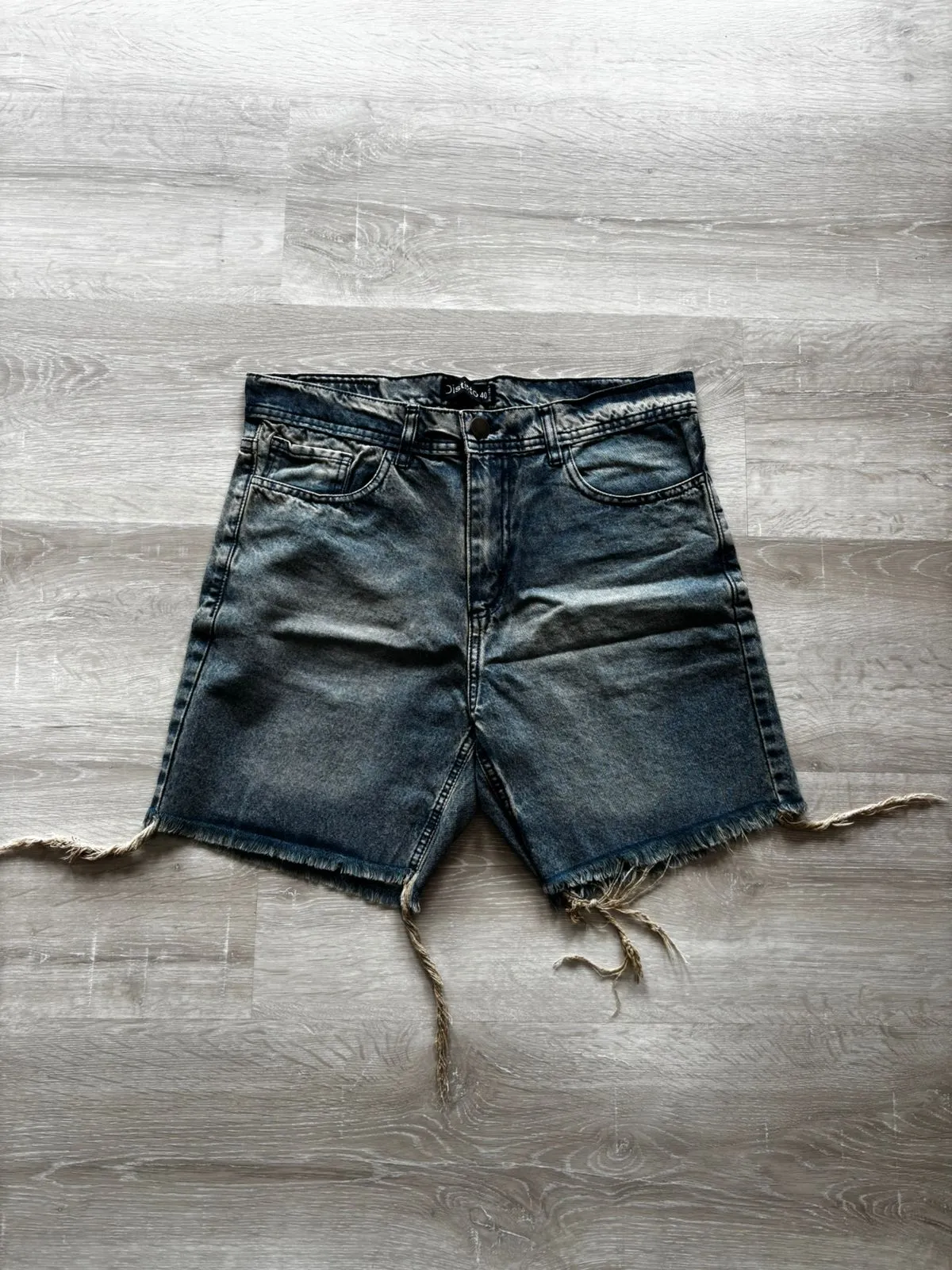 Bermuda jean DJ