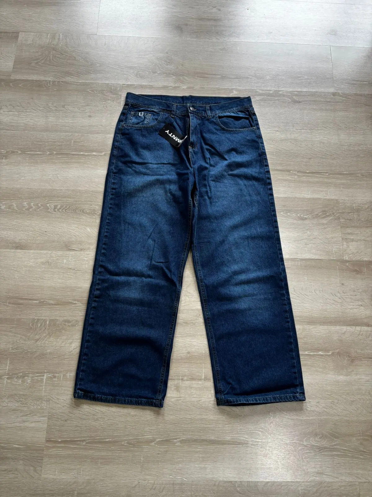Jean Baggy CMMNTY